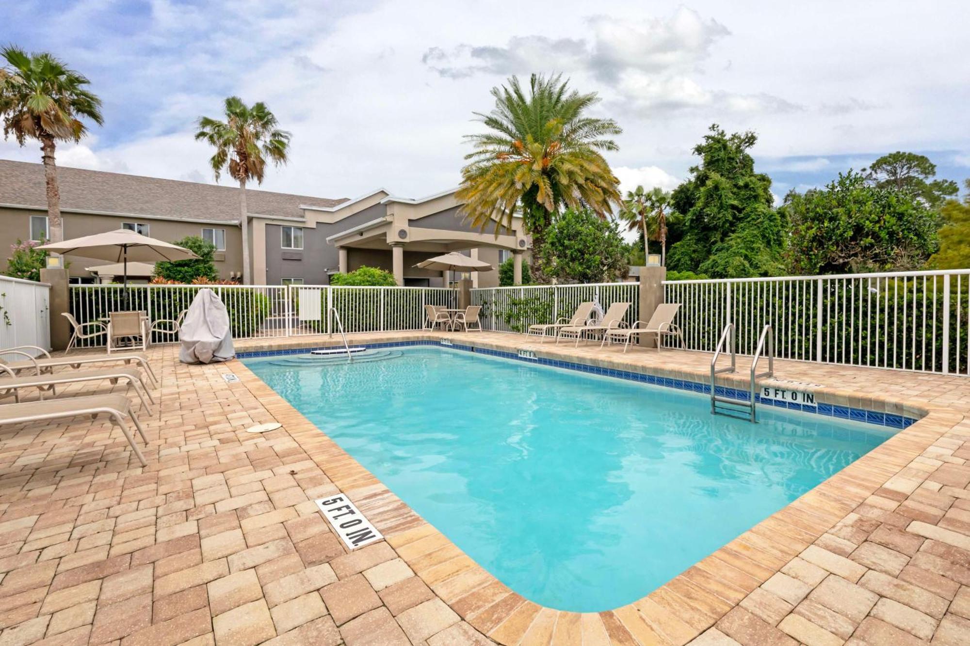 Best Western Edgewater Inn Εξωτερικό φωτογραφία